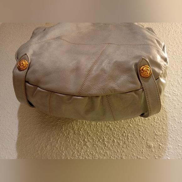 Rough Roses Handbag Dove Gray Satchel/Crossbody w/ Gold tone Hardware - Picture 9 of 16